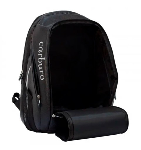 mochila softee de color negro con un gran compartimento