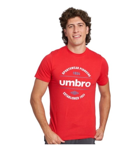 camiseta roja umbro para salir o tu dia a dia