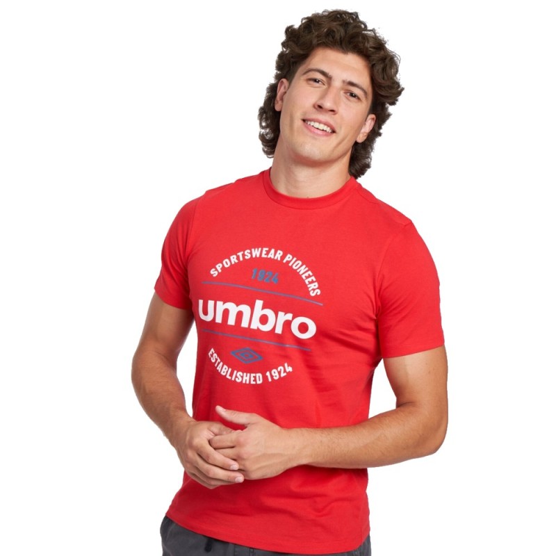 camiseta umbro perfecta para salir o estar en casa