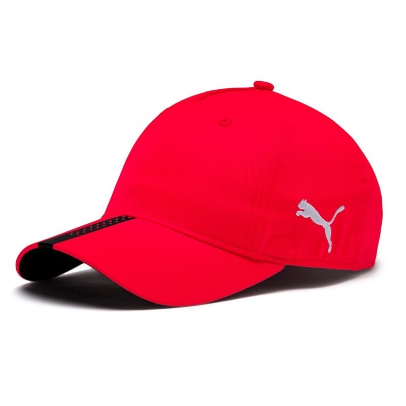 Gorra Puma de color rojo